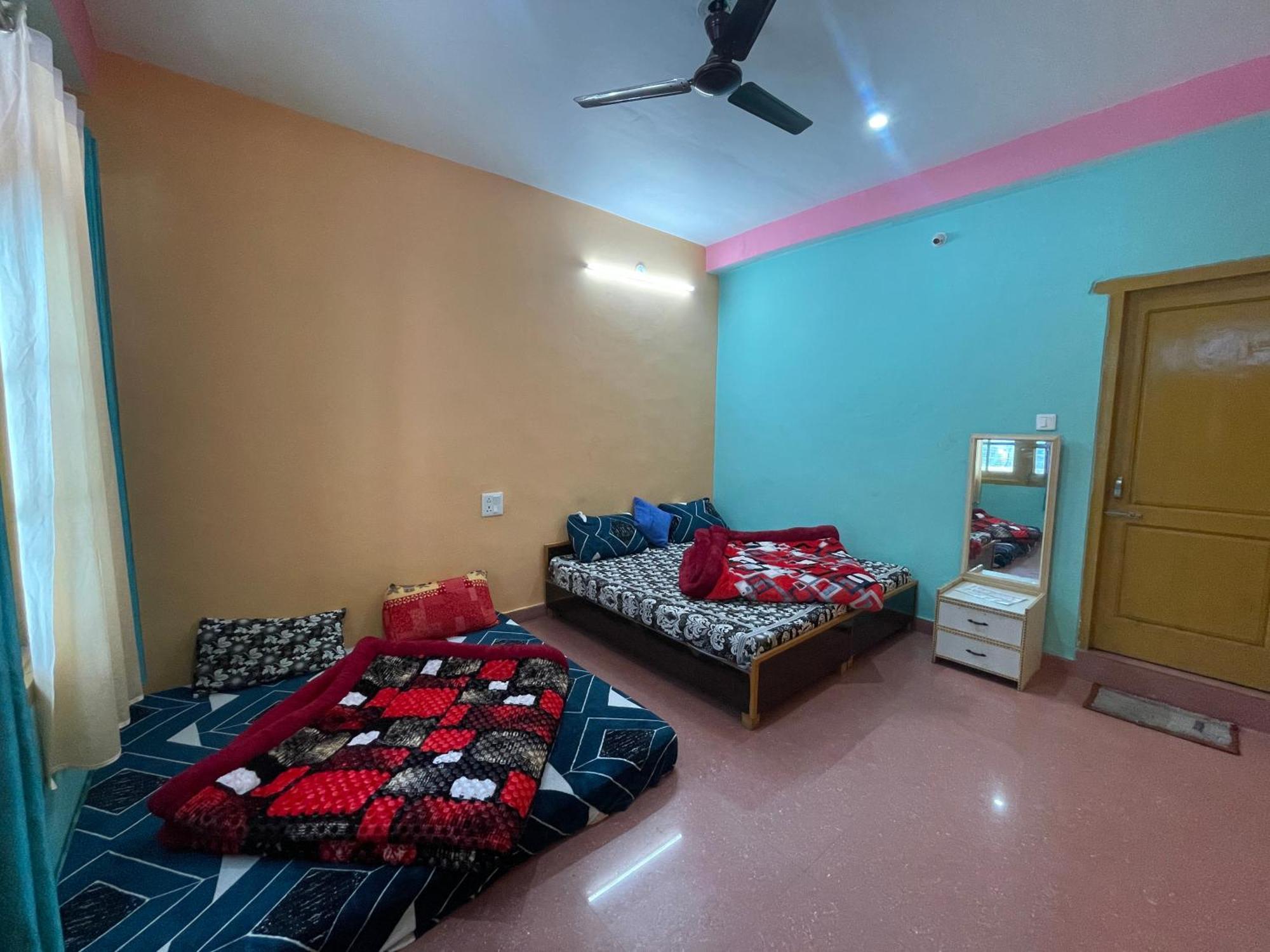 Chojh Inn Guest House Kasol Esterno foto