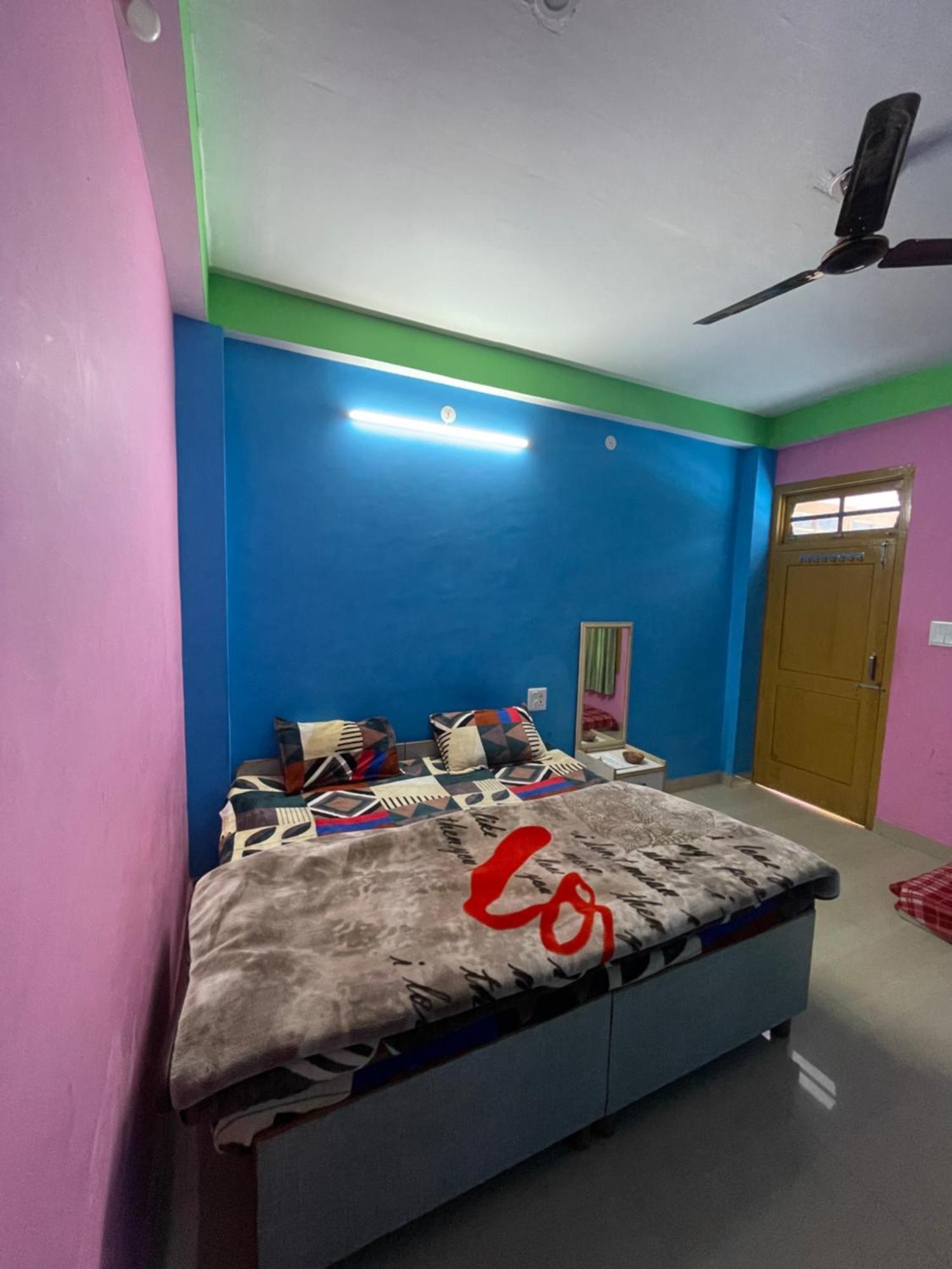 Chojh Inn Guest House Kasol Esterno foto