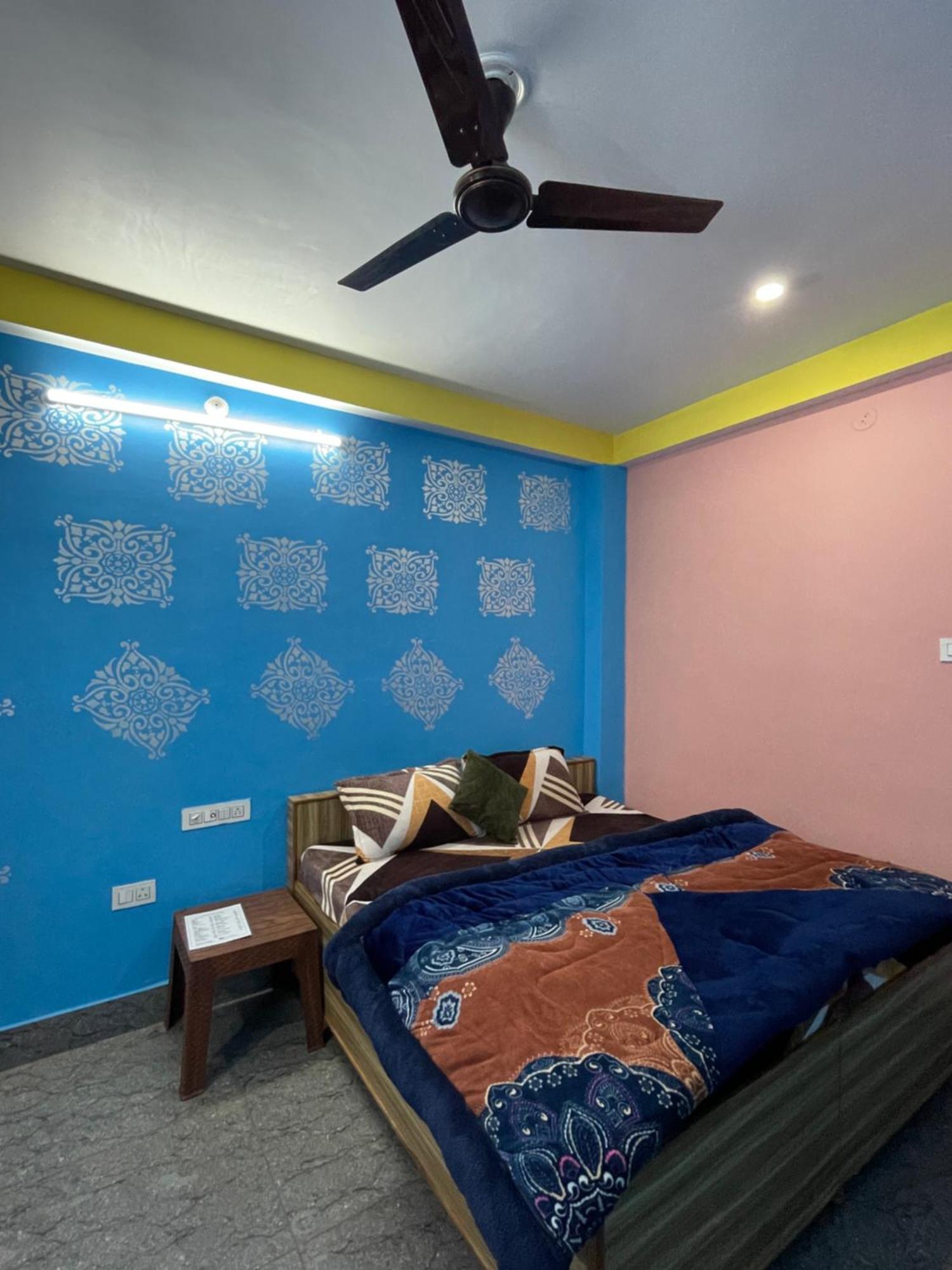 Chojh Inn Guest House Kasol Esterno foto