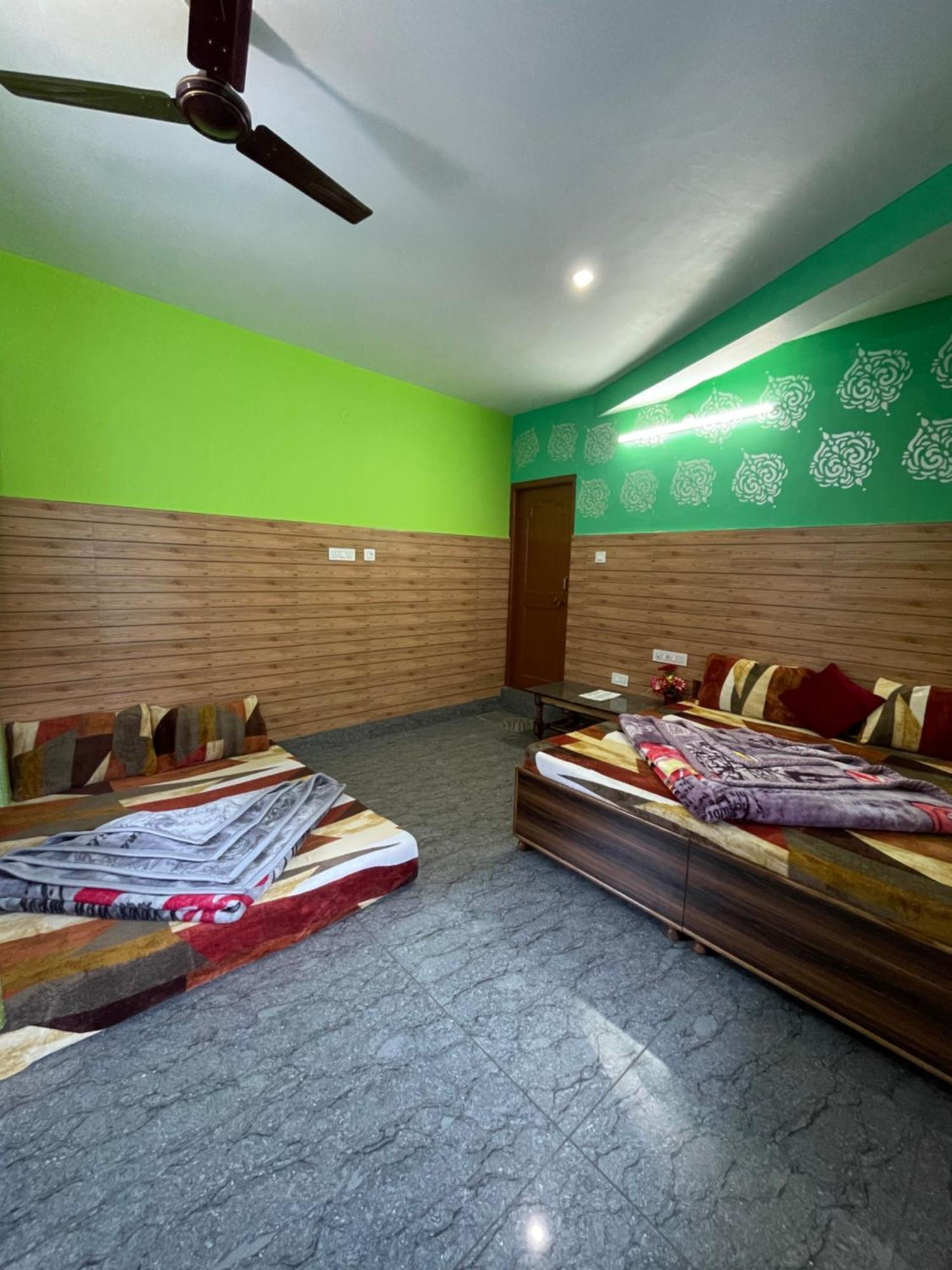 Chojh Inn Guest House Kasol Esterno foto