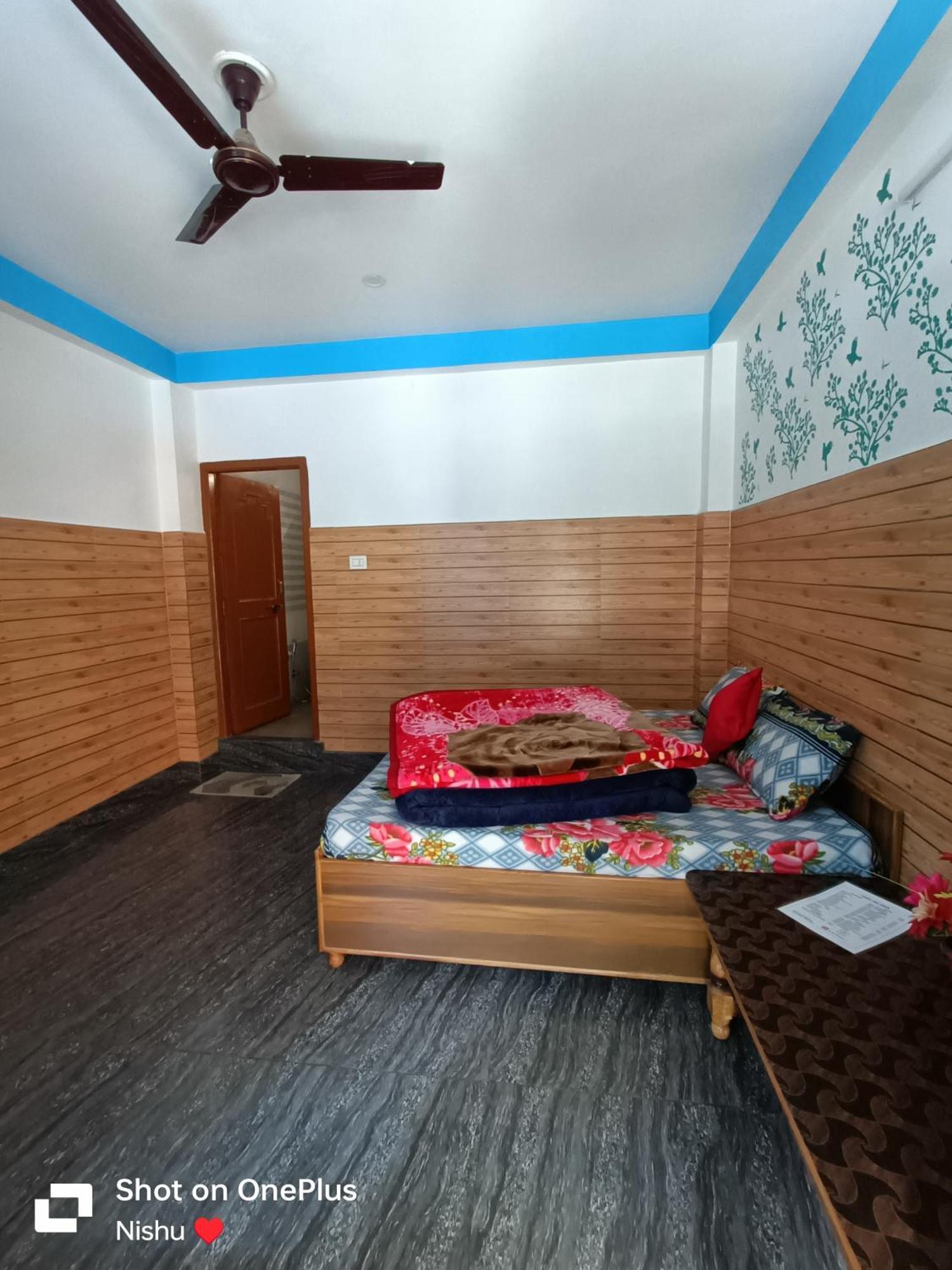 Chojh Inn Guest House Kasol Esterno foto